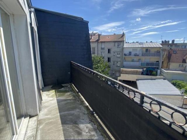 Allée Nouvelle PAVILLONS SOUS BOIS 3 pièces
