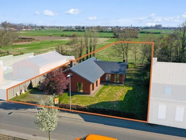 Alleenstaand op 4.084 m2 perceel!