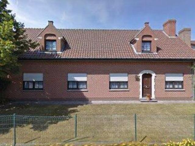 ALLEENSTAANDE WONING