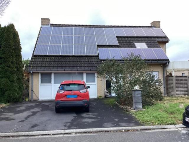 Alleenstaande woning met tuin te Bavikhove