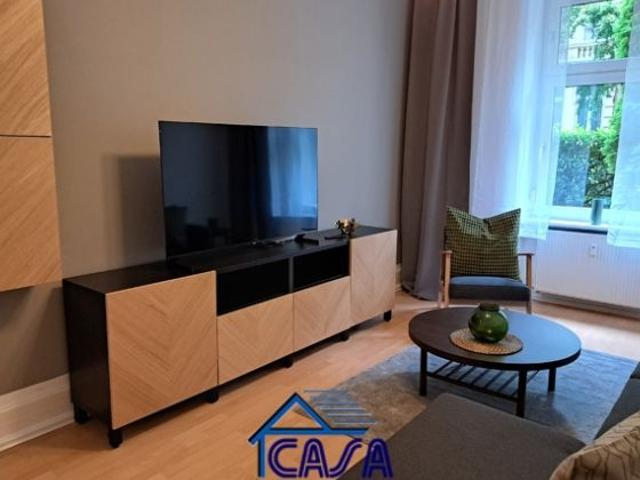 ALLES NEU: 2 Zimmer mit Balkon im WESTEND