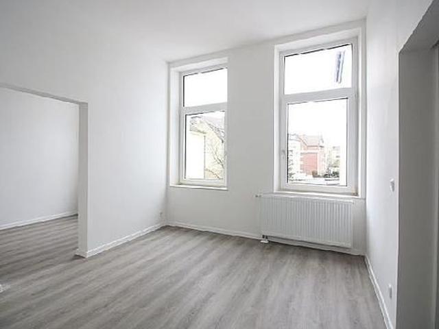 ALLES NEU: GEMÜTLICHE 2 ZIMMERWOHNUNG AM RANDE DES KREFELDER ZENTRUMS