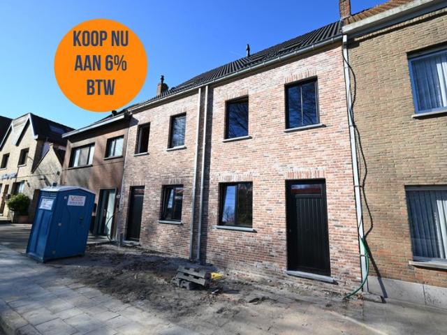 ALLES OMVATTENDE gezinswoning met ZUID WEST gerichte TUIN!
