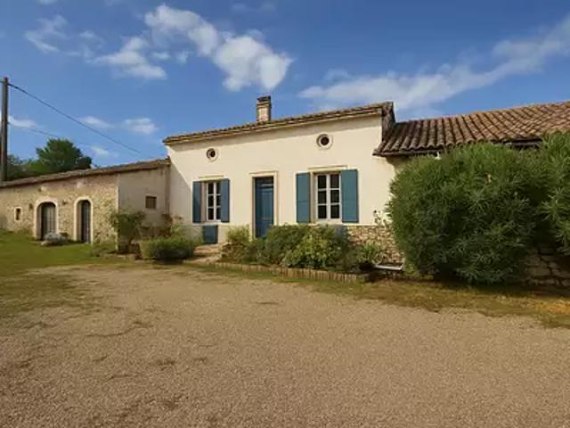 Allez et Cazeneuve 47110 Achat / Vente maison 3 pièces t3 au dernier étage