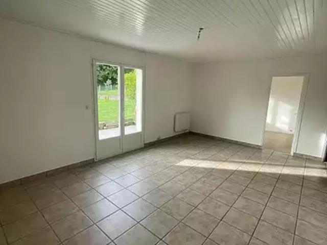 Alligny Cosne 58200 Location maison 3 pièces t3 jardin terrasse