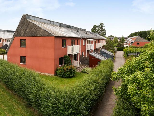 Allmogegatan 104