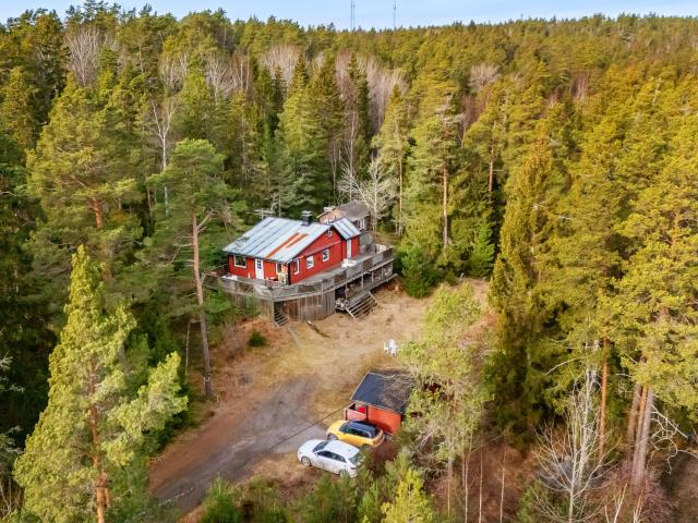 Ällmoravägen 28