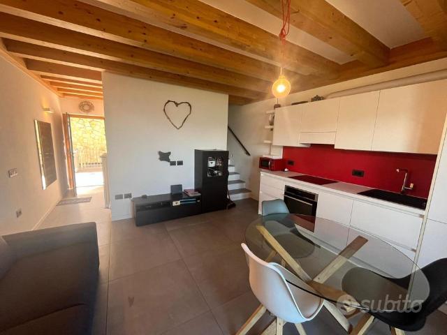 ALLOGGIO 2 CAMERE / 4 P.LETTO con 2 TERRAZZE