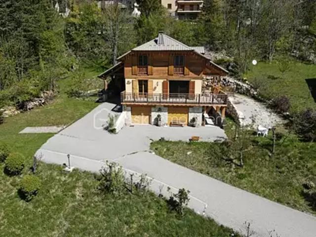 Allos 04260 Achat / Vente maison 6 pièces t6