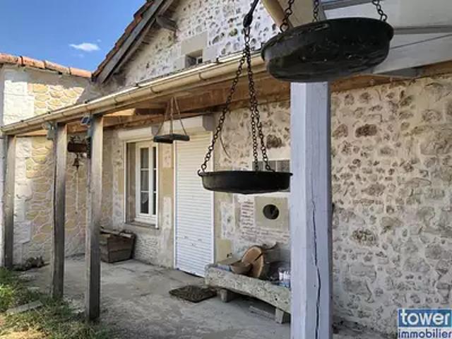 Alloue 16490 Achat / Vente maison 5 pièces t5
