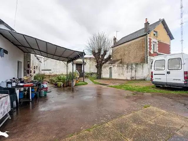 Allouis 18500 Achat / Vente maison 7 pièces t7 parking