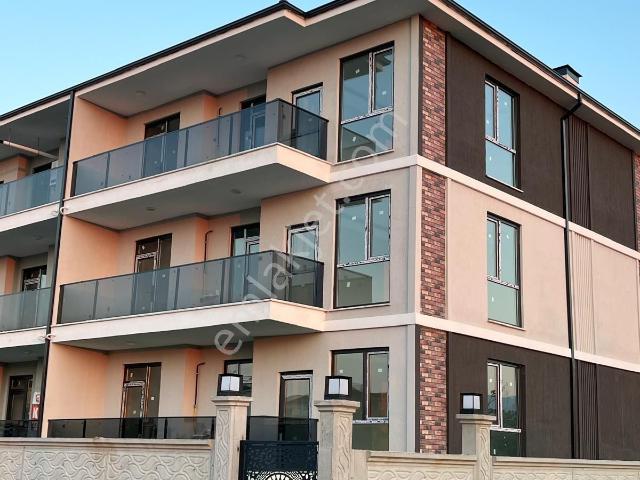 Alp Gayrimenkulden Kiralık Lüks Daire 3+1 Üst Kat