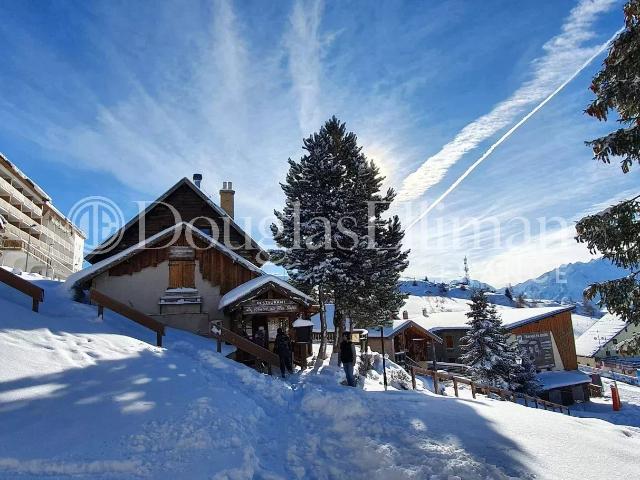 ALPE D’HUEZ – Chalet d’exception skis aux pieds, vue Écrins