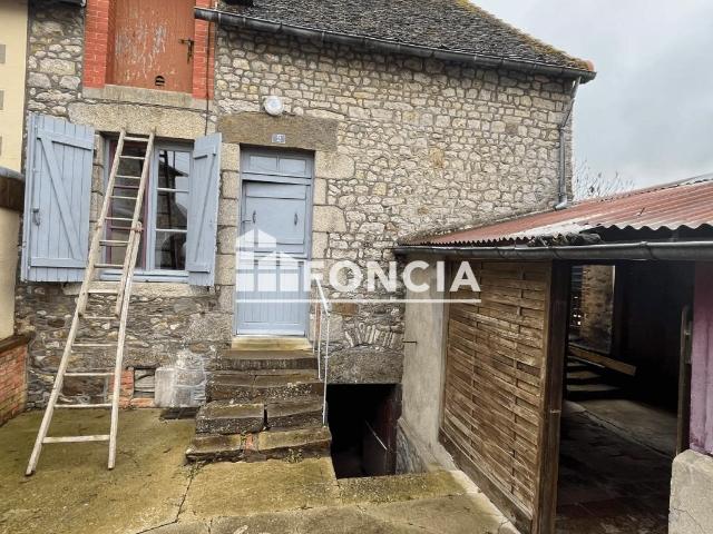 Alpes Mancelles Maison de bourg pour investissement locatif ou p