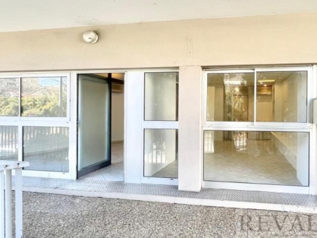 ALPES MARITIMES 06 ANTIBES PROCHE CENTRE VILLE A VENDRE LOCAL COMMERCIAL /BUREAUX