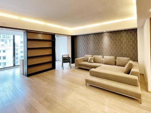 ALPINE COURT 嘉賢大廈
