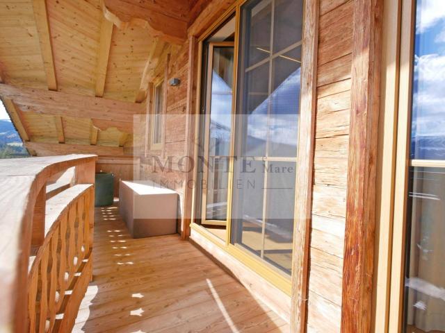 Alpine Dachgeschoßwohnung am Bauernhof in TraumlageFerienwohnung