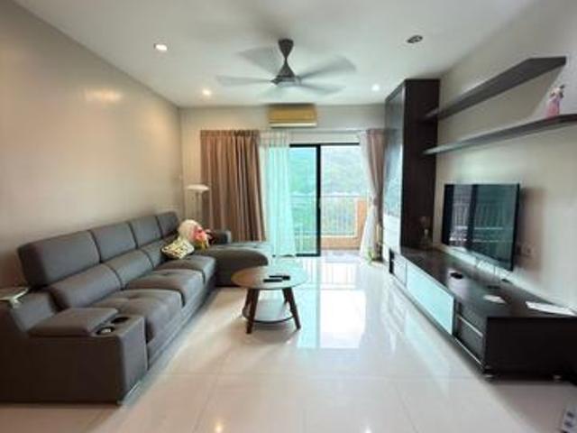 Alpine Tower Condominium Luxury Renoavte Furnish Bigger Windy Unit