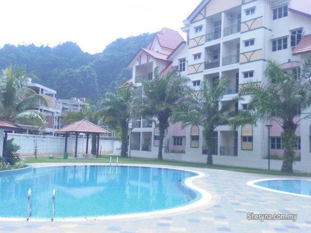 Alpine Village Apartment, Sunway City
