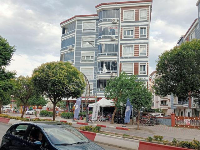 Alpkent Mah Saat Kulesi Karşısında 3+1.115m2 Ara Kat Daire Satılıktır