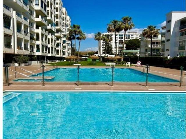 ALQUILA DE NOVIEMBRE A JUNIO EN FUENGIROLA