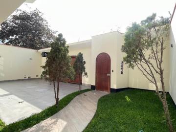 Alquila esta linda casa de m con piscina la molina