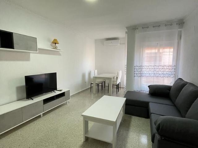 ¡Alquila tu habitación ideal cerca de Vistalegre en Córdoba! ✨