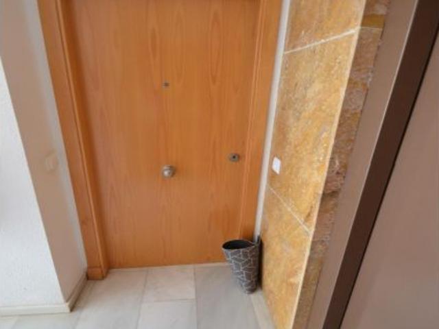 ALQUILAMOS PISO 2 DORMITORIOS, CON GARAJE Y TRASTERO EN AGUADULCE NORTE ALMERIA