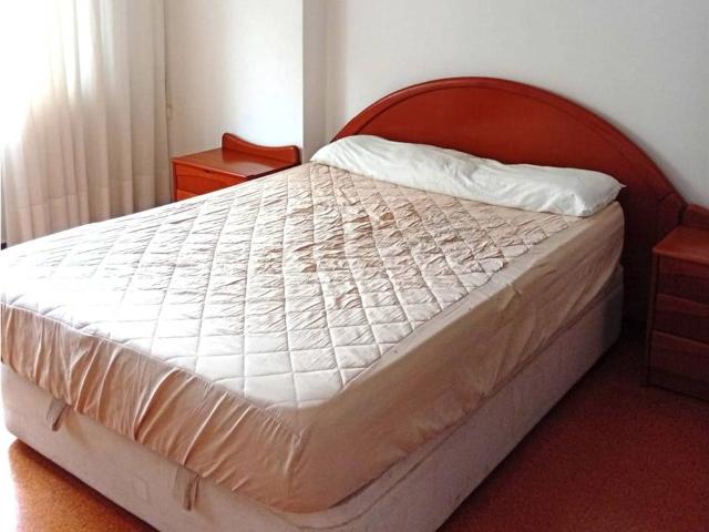 Alquilase piso zona calle Barcelona