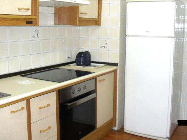 Alquilase piso zona calle Barcelona