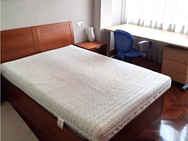 Alquilase piso zona Corte Ingles