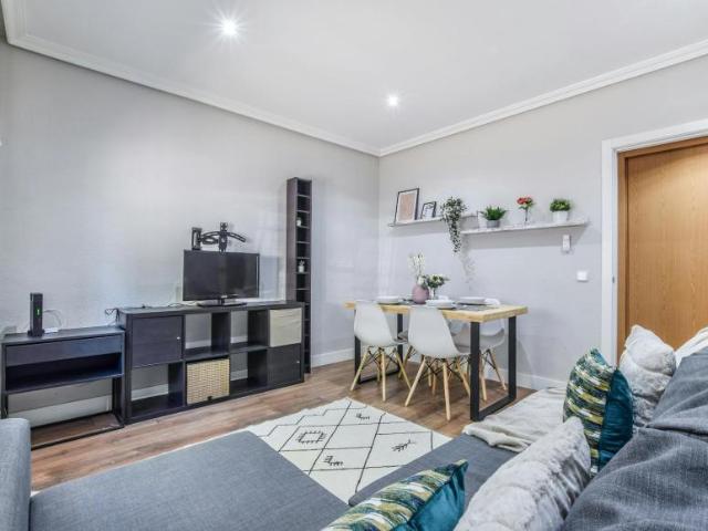 Alquiler 4 Dormitorio Apartamentos Madrid Madrid DLS99636671