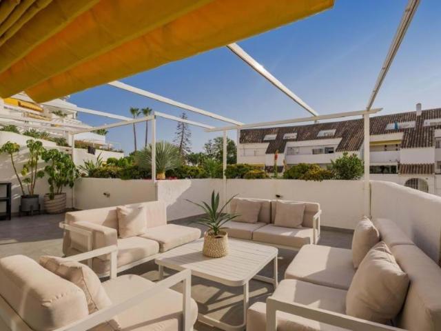 Alquiler 4 Dormitorio Apartamentos Málaga Andalusia DLS99963091