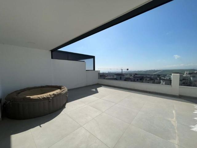 Alquiler 4 Dormitorio Apartamentos Málaga Andalusia DLS99963093