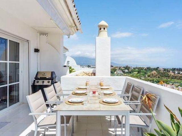 Alquiler 4 Dormitorio Multi Family Estepona Andalucía DLS98303425