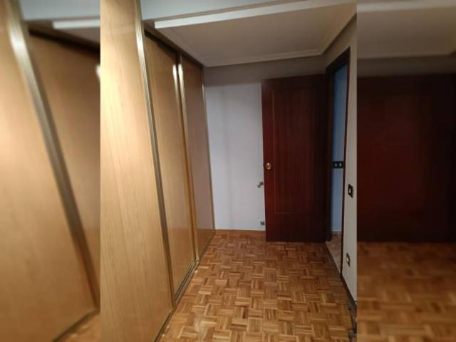 Alquiler 4 Dormitorio Shared Living/Roommate Oviedo Oviedo DS103925450