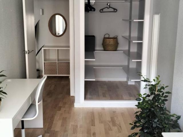 Alquiler 4 Dormitorio Shared Living/Roommate Alicante Alicante DLS101671085
