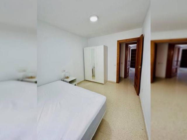 Alquiler 4 Dormitorio Shared Living/Roommate Almeria Almeria DS101822888