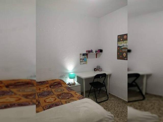 Alquiler 4 Dormitorio Shared Living/Roommate Granada Granada DLS98364923
