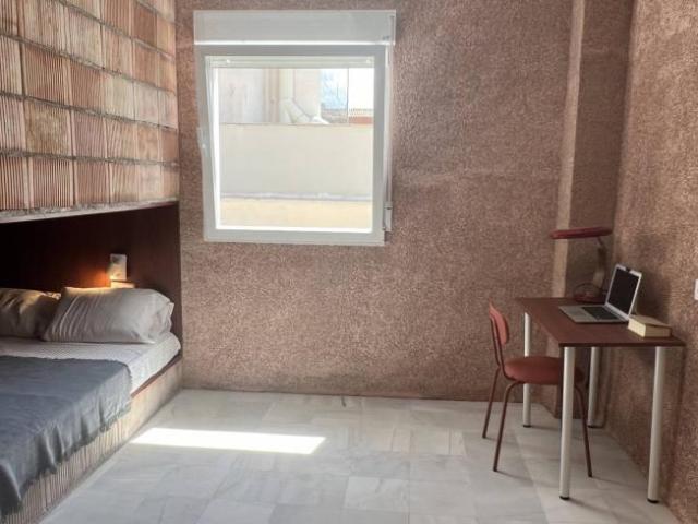 Alquiler 4 Dormitorio Shared Living/Roommate Granada Granada DS101761305