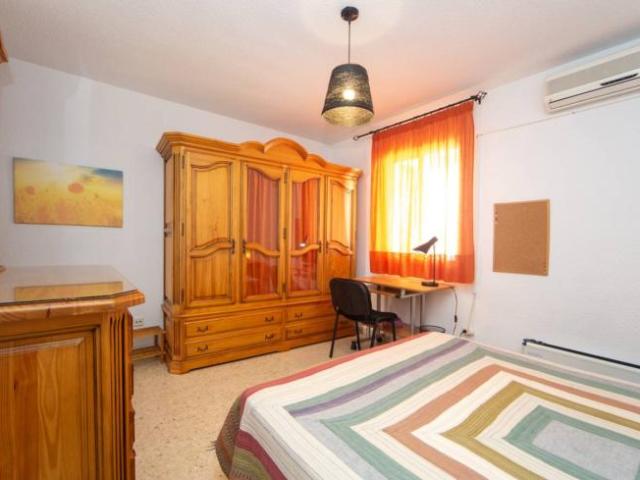 Alquiler 4 Dormitorio Shared Living/Roommate Granada Granada DS103399569
