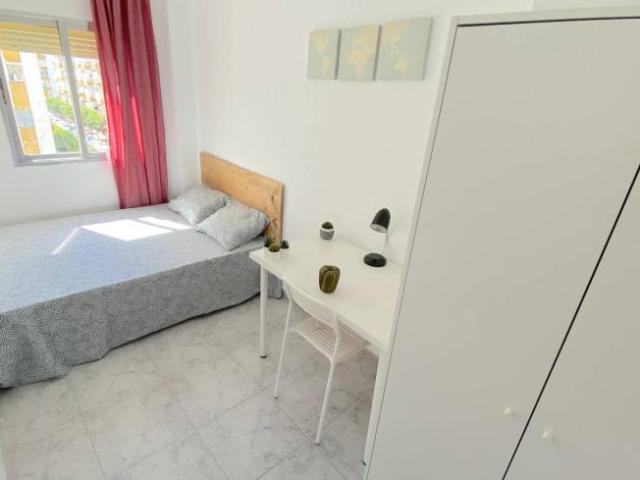 Alquiler 4 Dormitorio Shared Living/Roommate Seville Seville DS101020825