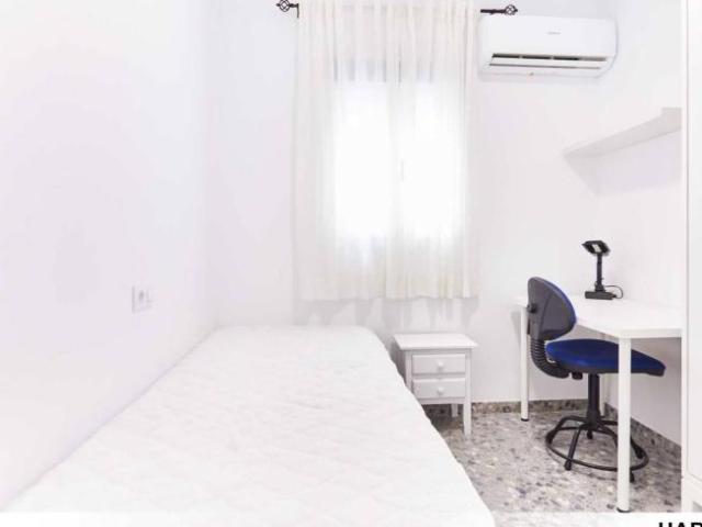 Alquiler 4 Dormitorio Shared Living/Roommate Seville Seville DS101840566