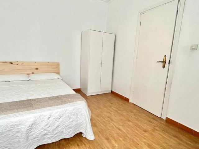 Alquiler 4 Dormitorio Shared Living/Roommate Seville Seville DS103217915