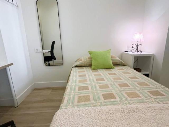 Alquiler 4 Dormitorio Shared Living/Roommate Seville Seville DS99520238