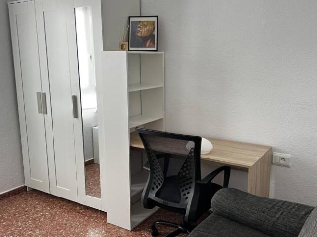 Alquiler 4 Dormitorio Shared Living/Roommate Valencia Valencia DLS93120300
