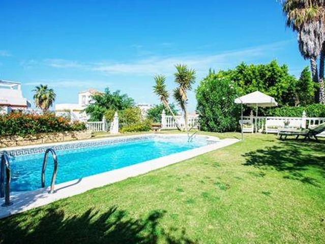 Alquiler 4 Dormitorio Villa Cádiz Andalucía DLS98303681