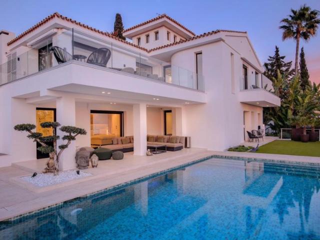 Alquiler 4 Dormitorio Villa Málaga Andalusia DLS100038979