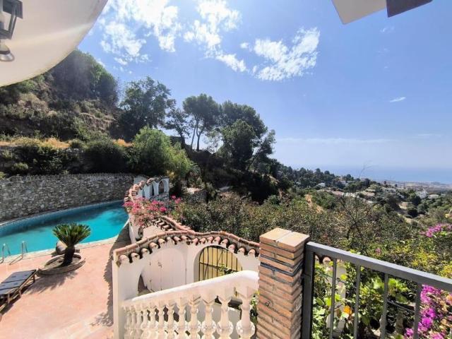 Alquiler 4 Dormitorio Villa Málaga Andalusia DLS101435767