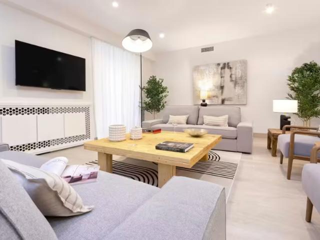 Alquiler 5 Dormitorio Apartamentos Córdoba Córdoba DS96345601